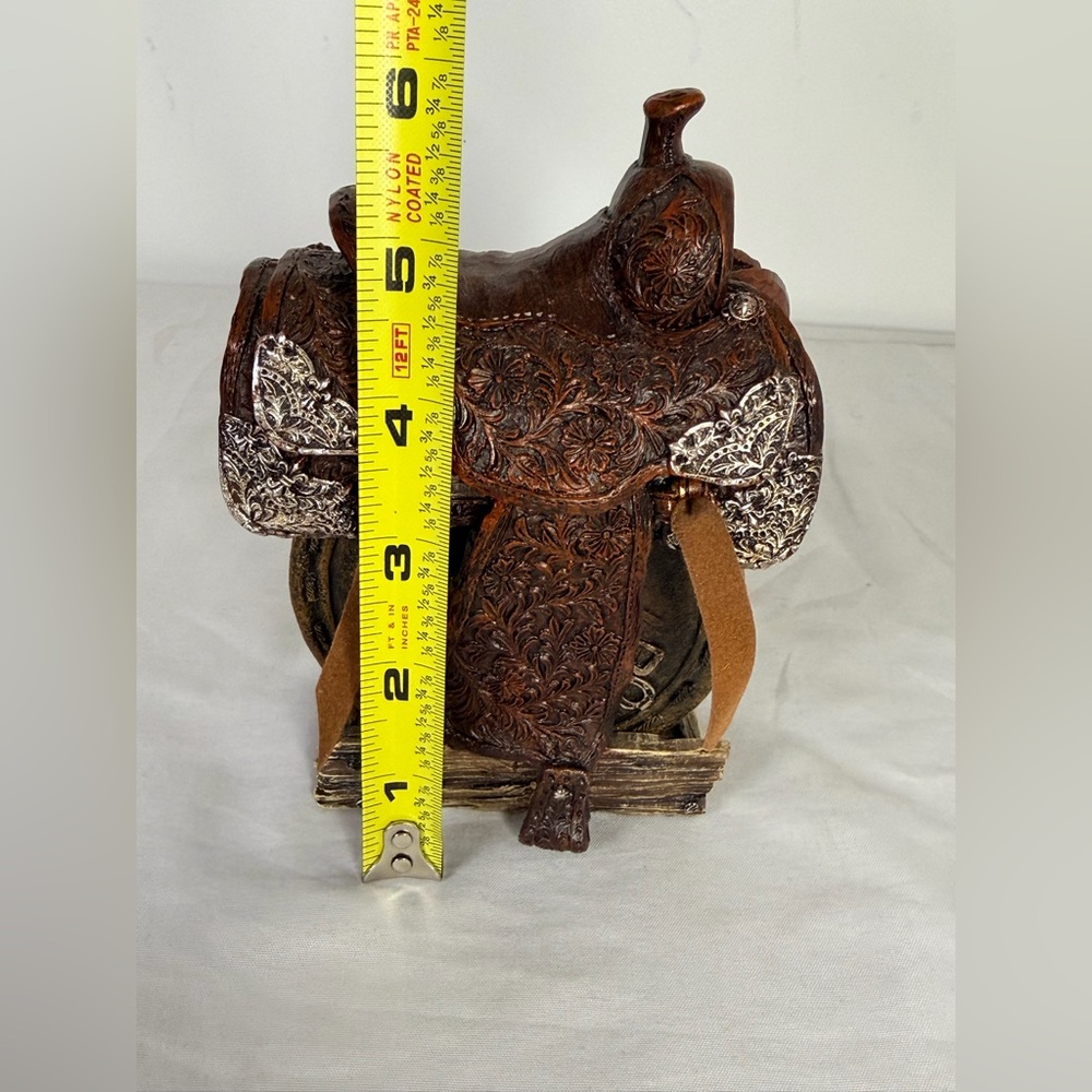 Tooled Leather Western Saddle Coaster Set w Holder Polyresin Rustic 4pc - Picture 4 of 4
